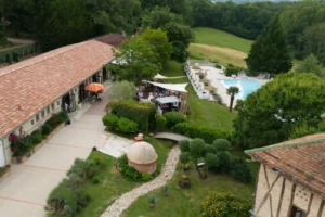 Vue à 180 degrés au dessus du domaine